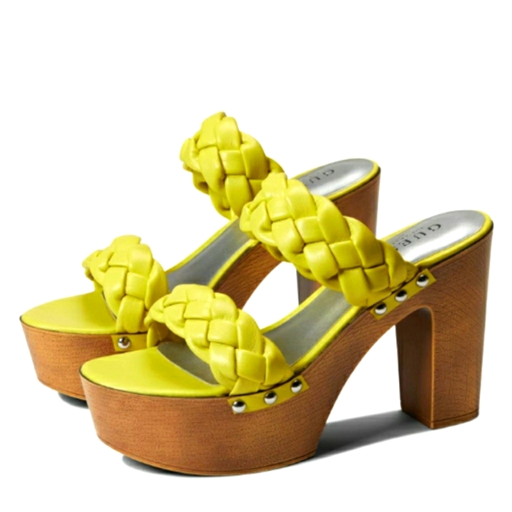 Guess Plateform sandals neon yellow